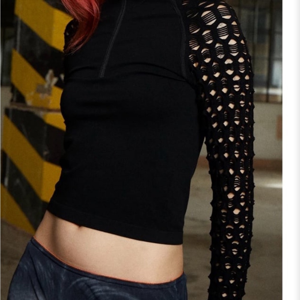 Basic pleasure
Mode - image 1